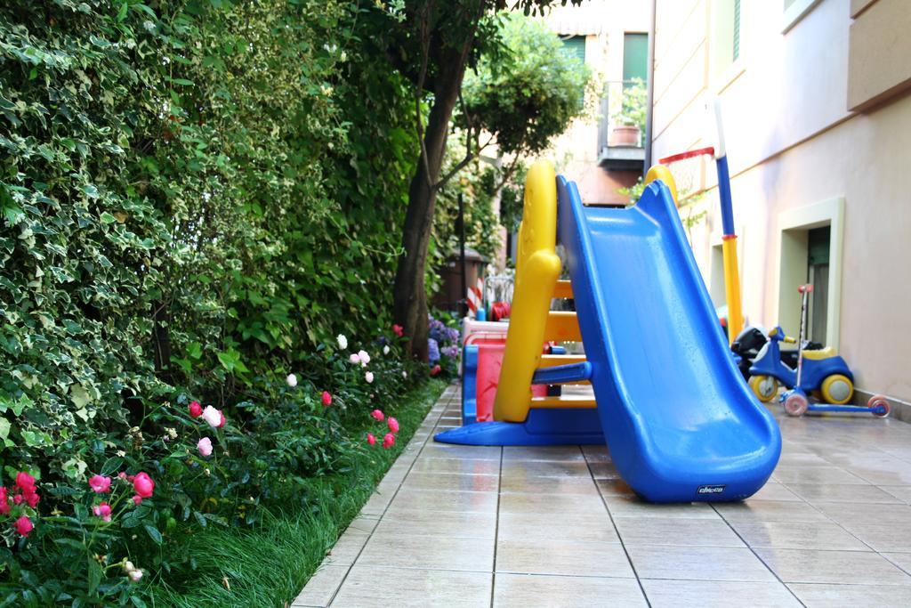 Hotel Villa Grazia Cesenatico Exterior photo